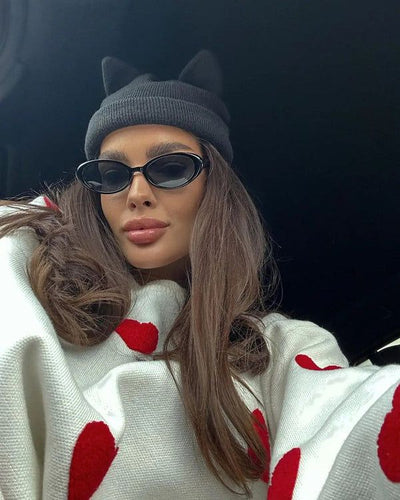 Embroidered Red Heart Sweater - Urban-Utopia